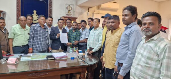 Betul News: पत्रकार को धमकाने वाले सब इंस्पेक्टर पर गिरी गाज, एसपी ने किया लाइन हाजिर